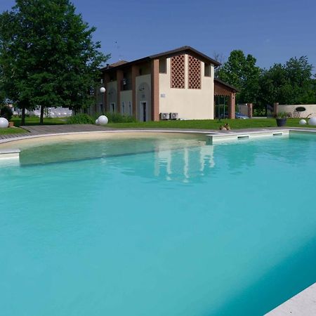 קרמה Agriturismo La Boschina מראה חיצוני תמונה